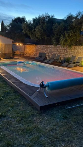 Villa provençale - piscine-calme